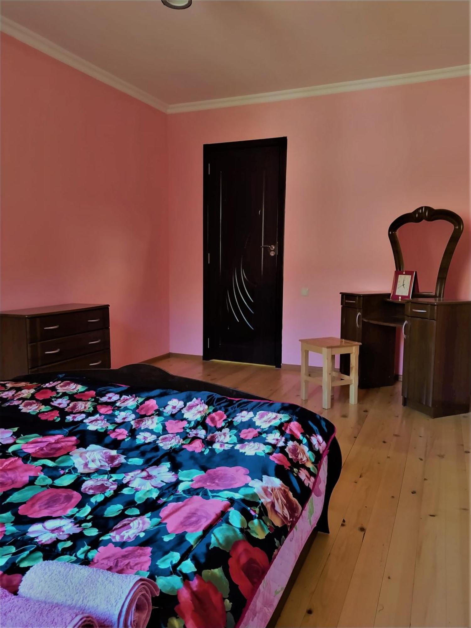 Gujejiani Guest House Μέστια Εξωτερικό φωτογραφία