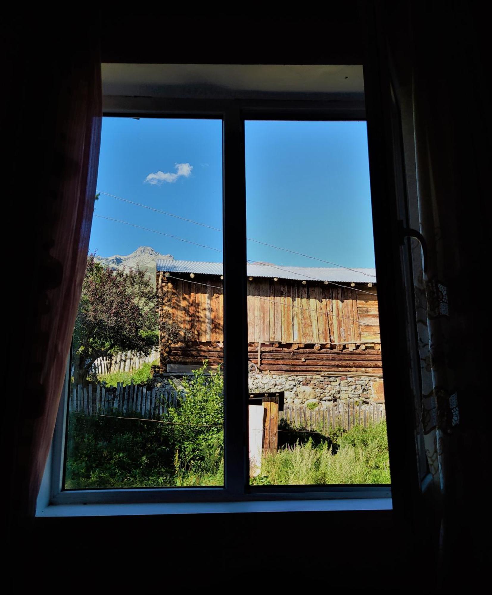 Gujejiani Guest House Μέστια Εξωτερικό φωτογραφία