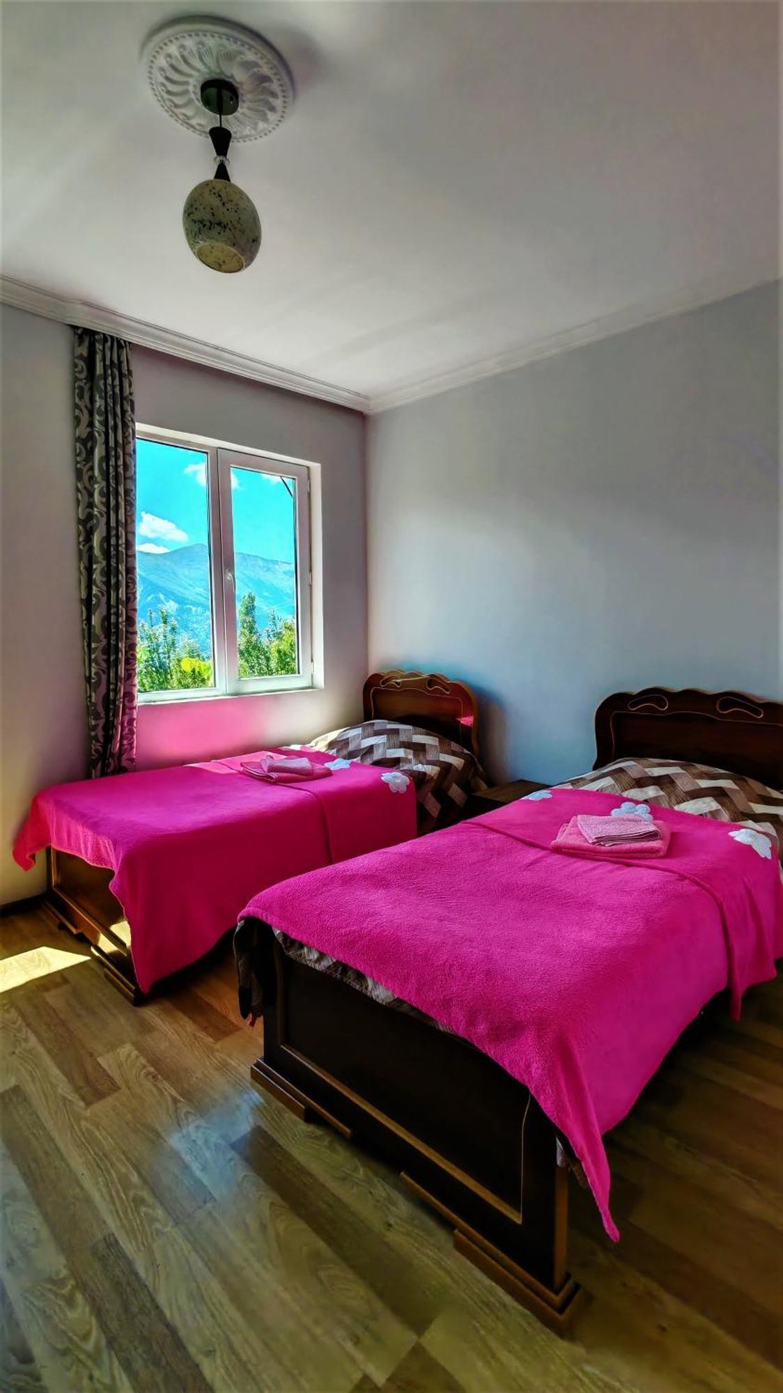 Gujejiani Guest House Μέστια Εξωτερικό φωτογραφία