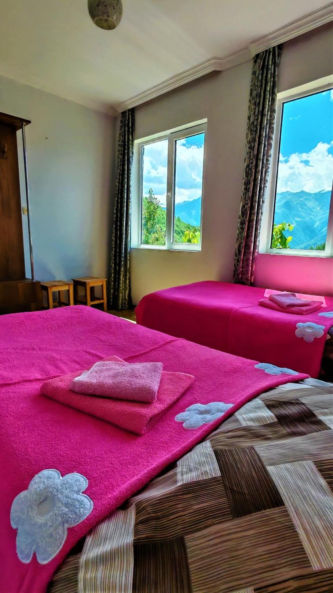 Gujejiani Guest House Μέστια Εξωτερικό φωτογραφία